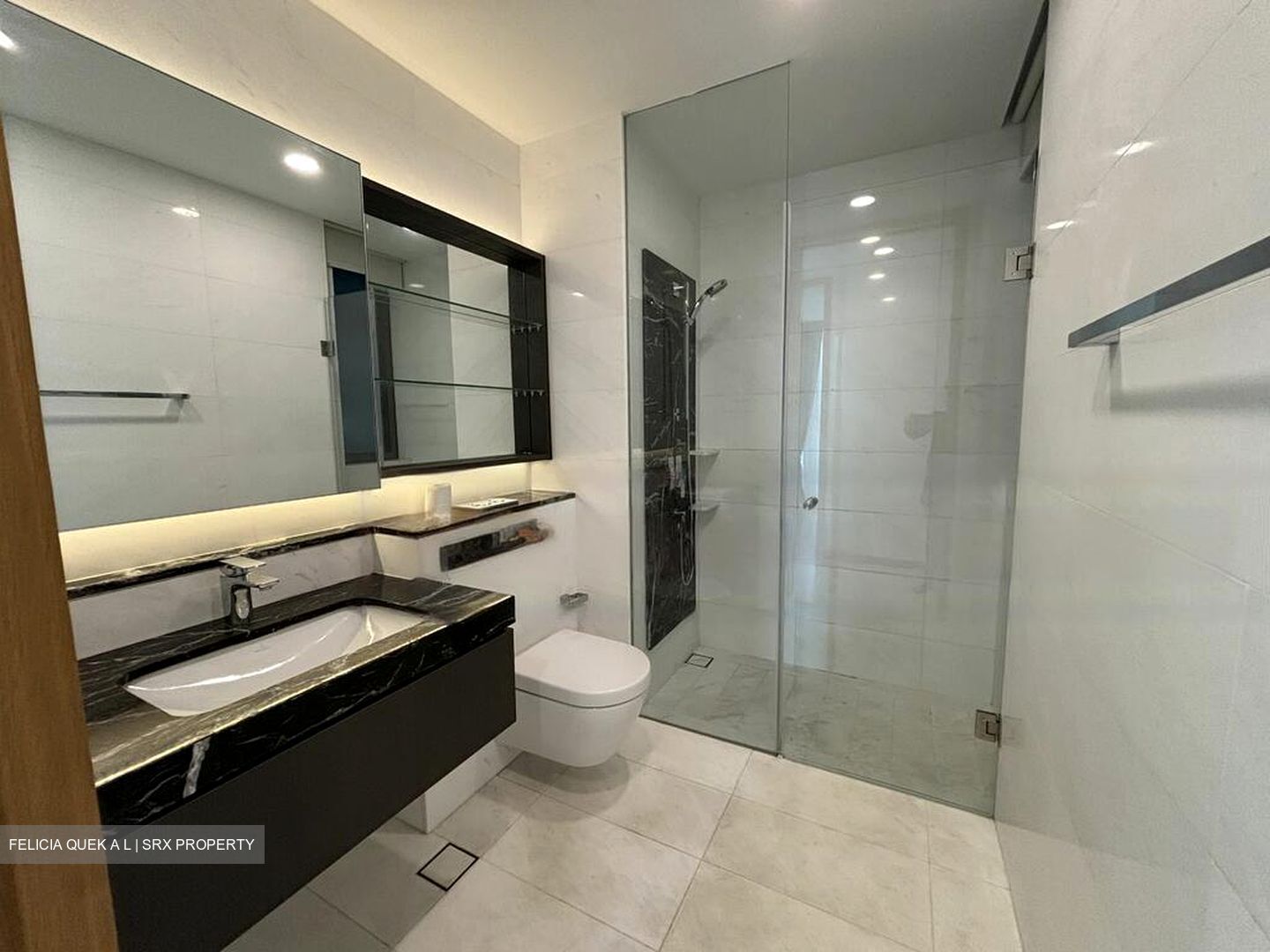 Marina One Residences (D1), Apartment #457895021